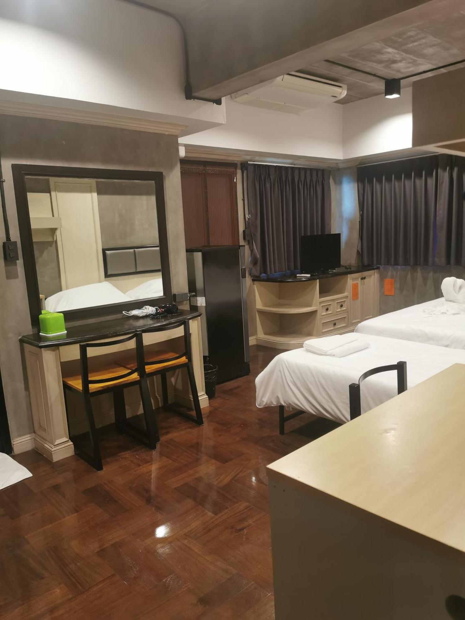 Bangkok Bed Place Экстерьер фото
