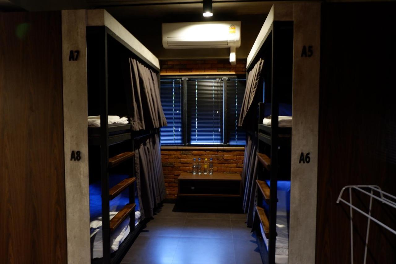 Bangkok Bed Place Экстерьер фото