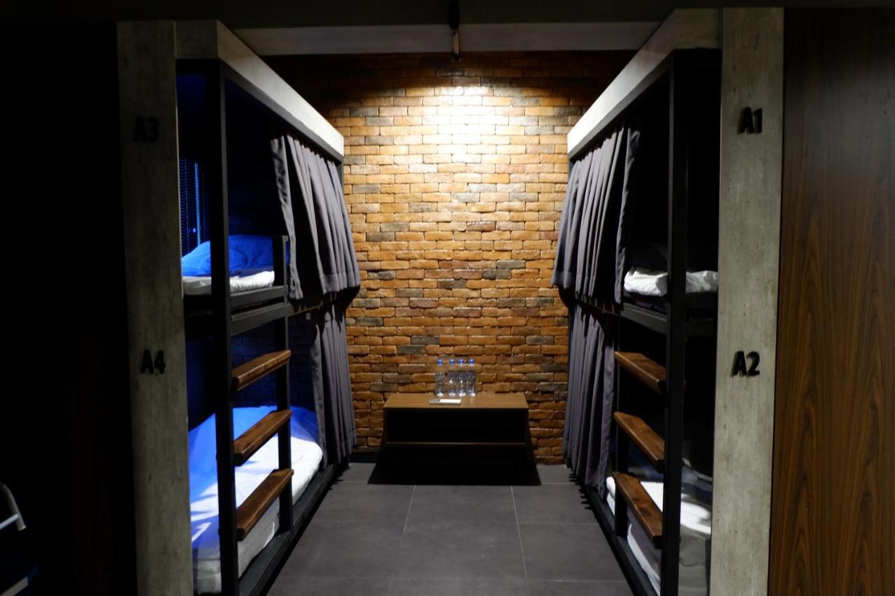 Bangkok Bed Place Экстерьер фото